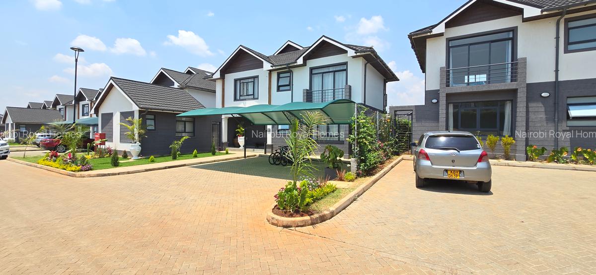 4 Bed Townhouse with En Suite at Five-Star Paradise - 1
