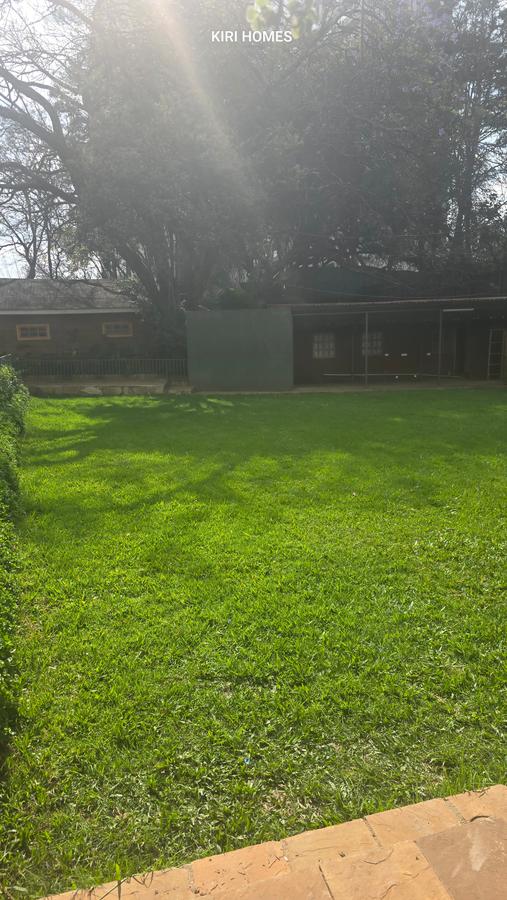 Commercial Property with Service Charge Included in Kilimani - 4