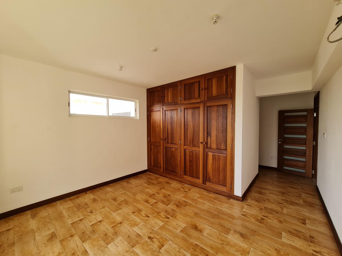 3 Bed Apartment with En Suite in Tudor - 15