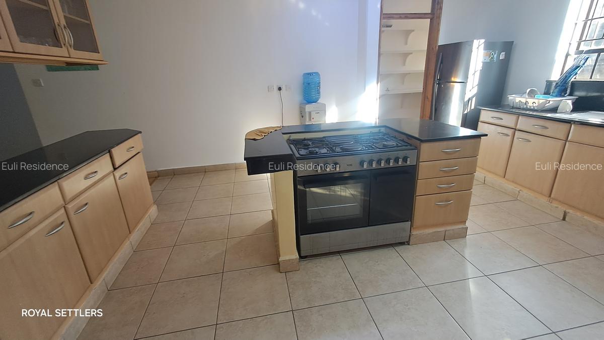 Furnished 3 Bed Apartment with En Suite at Brookside Gardens - 17