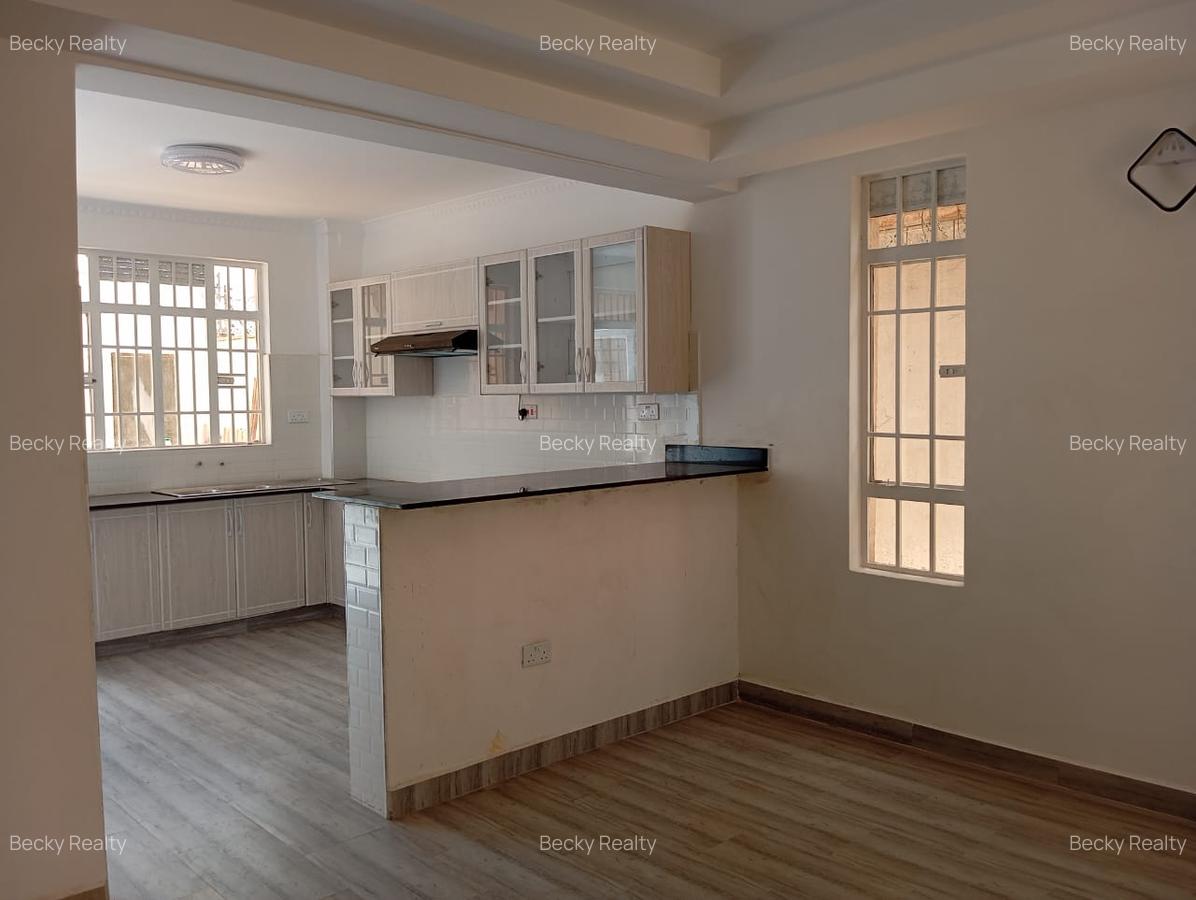 4 Bed House with En Suite at Membley - 7