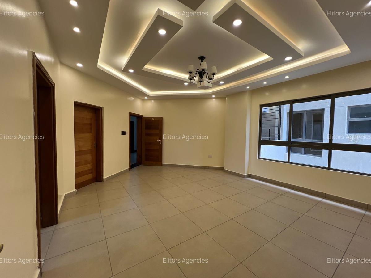 2 Bed Apartment with En Suite at Chania Avenue - 3