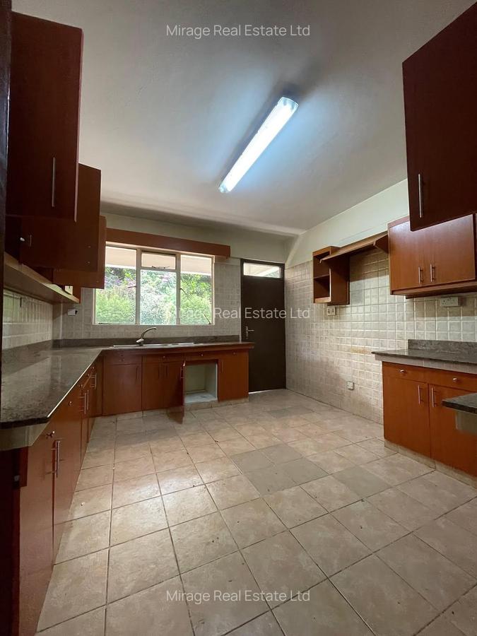 3 Bed Apartment with Borehole in Riverside - 6
