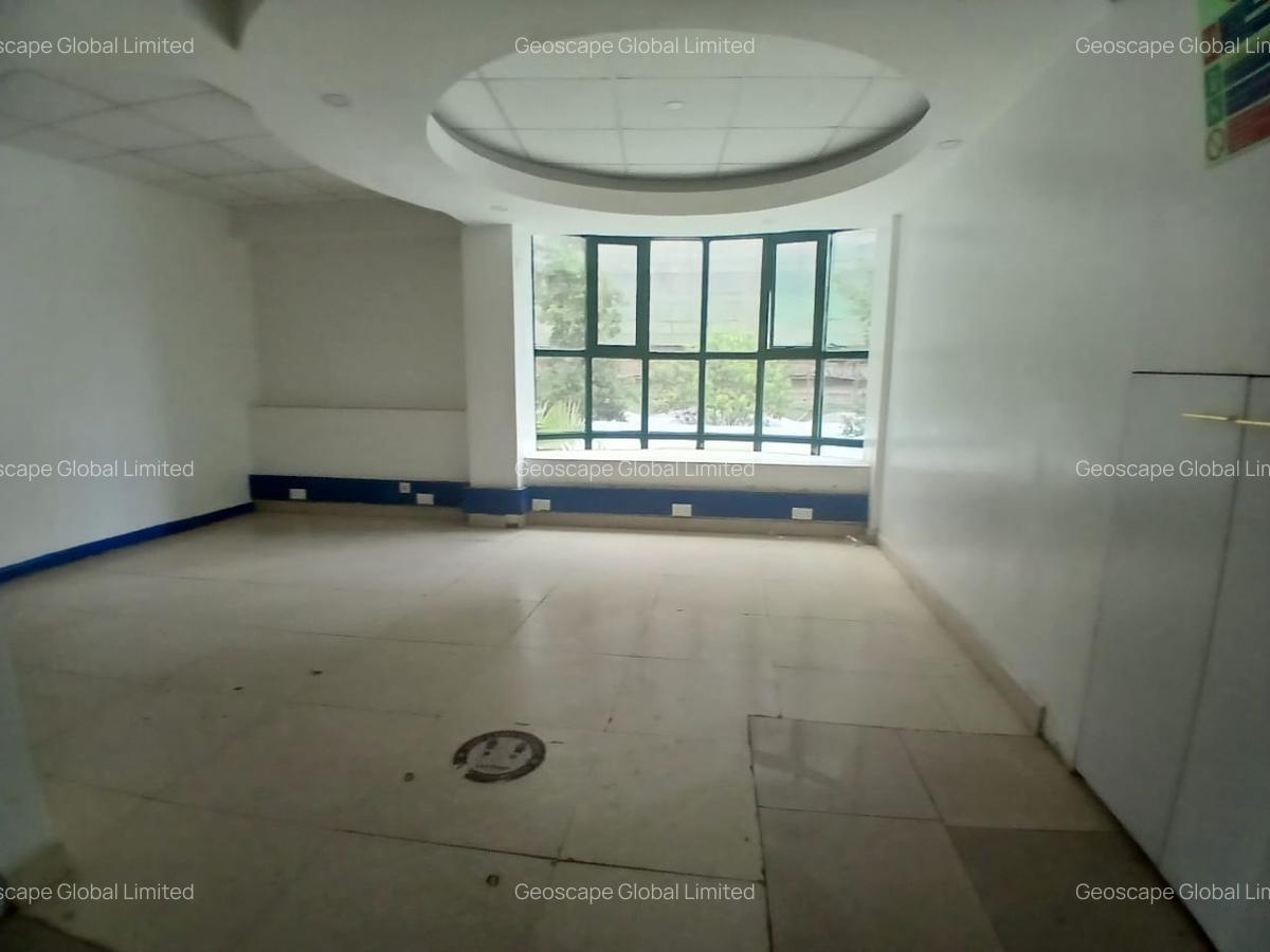 3,200 ft² Office with Parking in Kilimani - 10