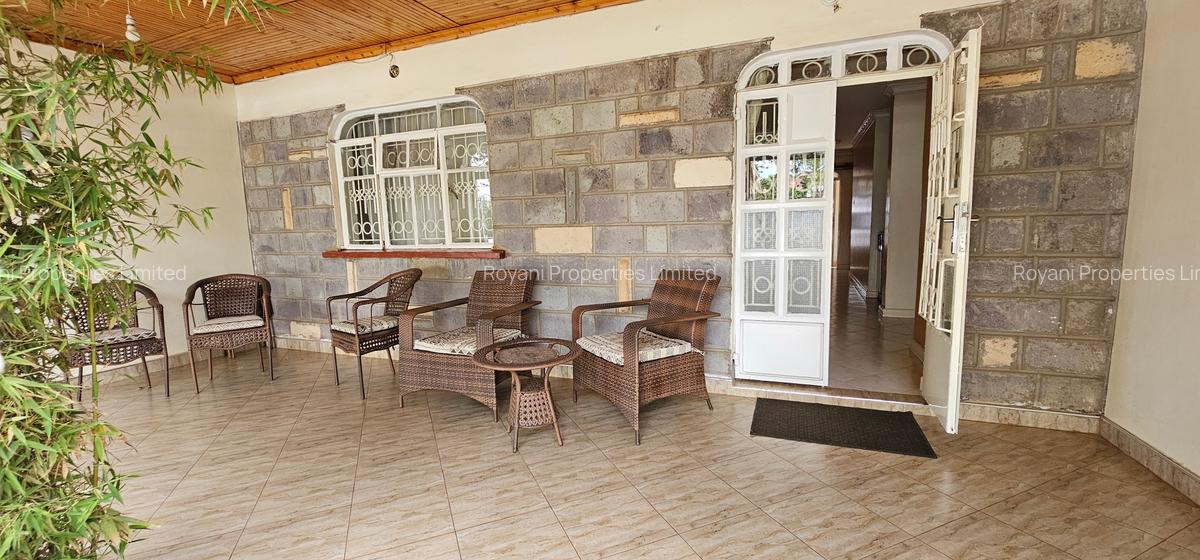 7 Bed House with En Suite in Thome - 7