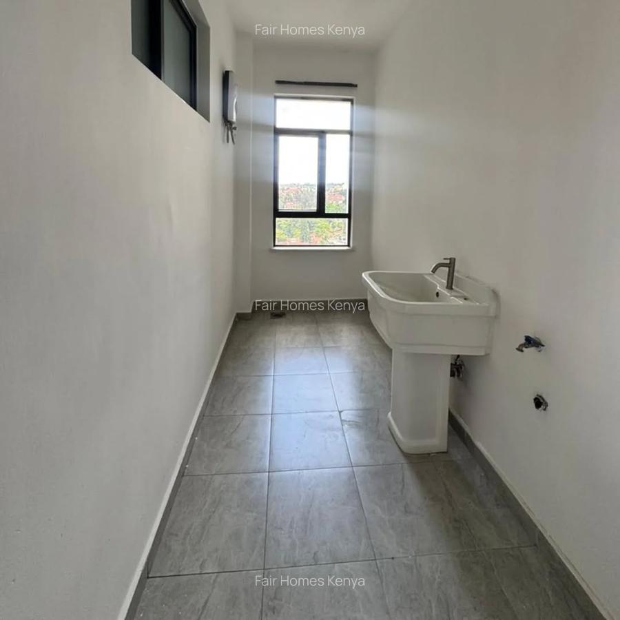 4 Bed Apartment with En Suite at Oledume Road - 14