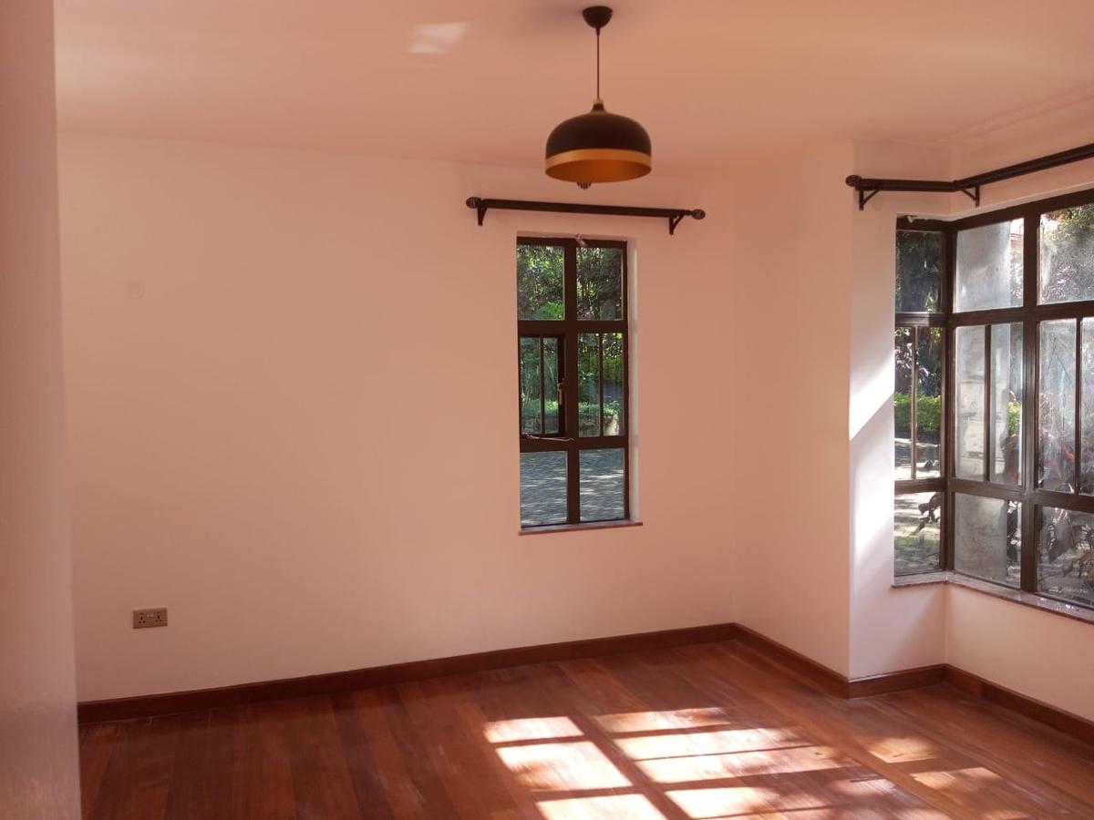 4 Bed Townhouse with En Suite in Karen - 7