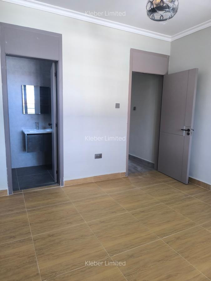 3 Bed House with En Suite in Kitengela - 13