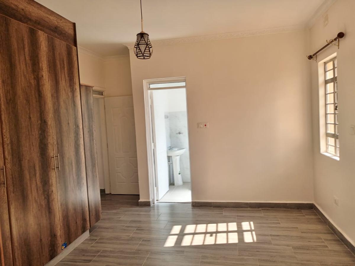 3 Bed House with En Suite in Kitengela - 4