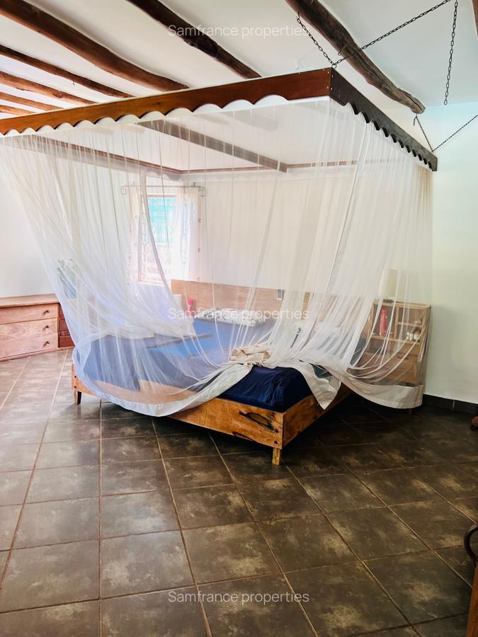 4 Bed Villa with En Suite at Mtwapa Lamarina - 5