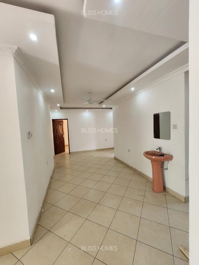 3 Bed House with En Suite at Majaoni - 3