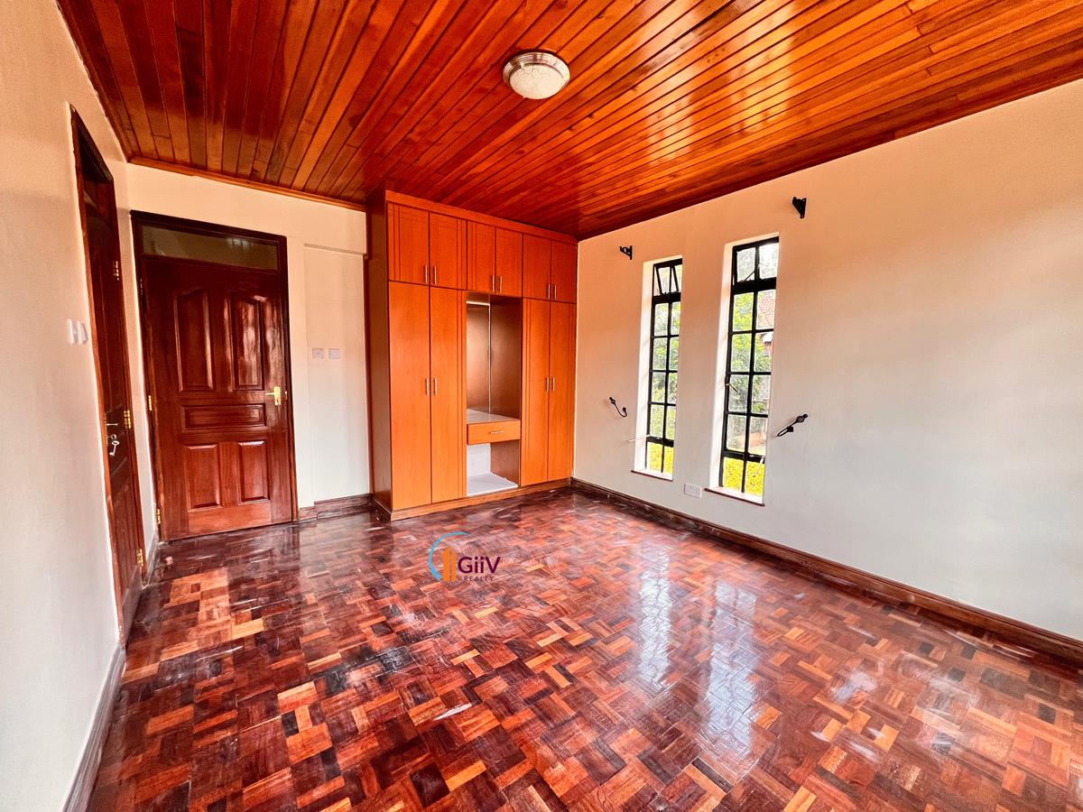 5 Bed Townhouse with Staff Quarters in Lavington - 11