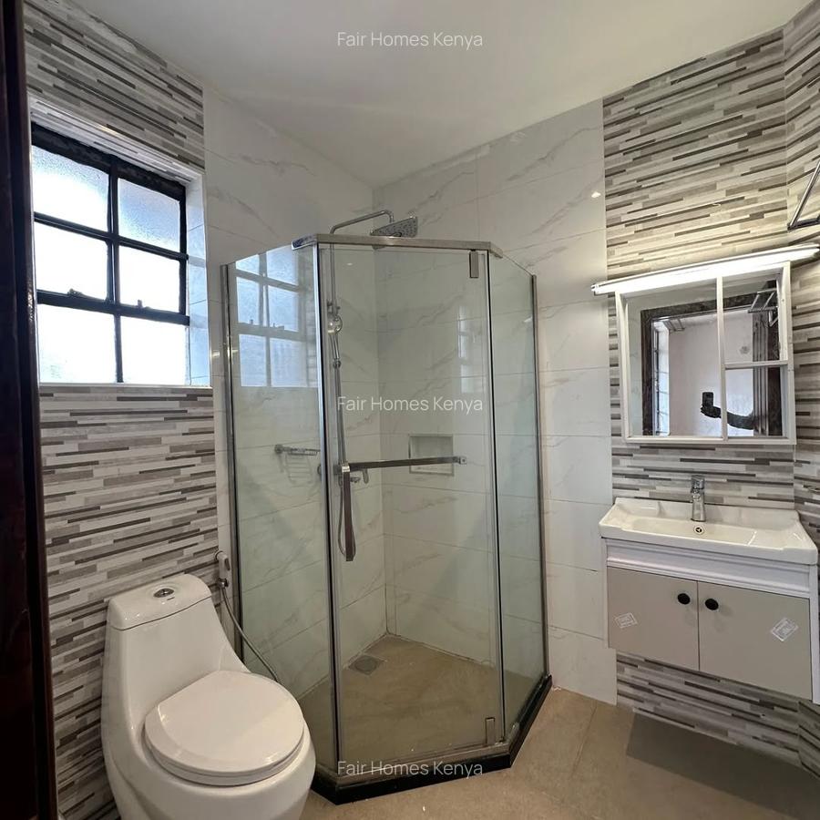 4 Bed Townhouse with En Suite at James Gichuru - 17