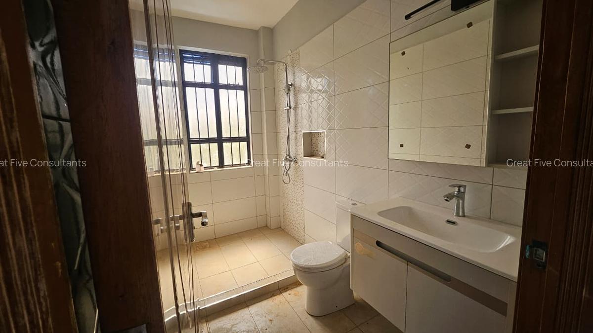 5 Bed Villa with En Suite in Kiambu Road - 12