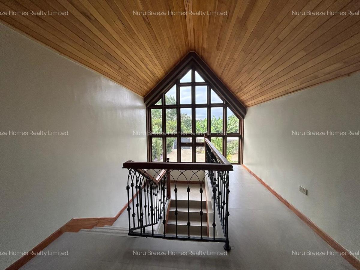 3 Bed Townhouse with En Suite in Ridgeways - 7