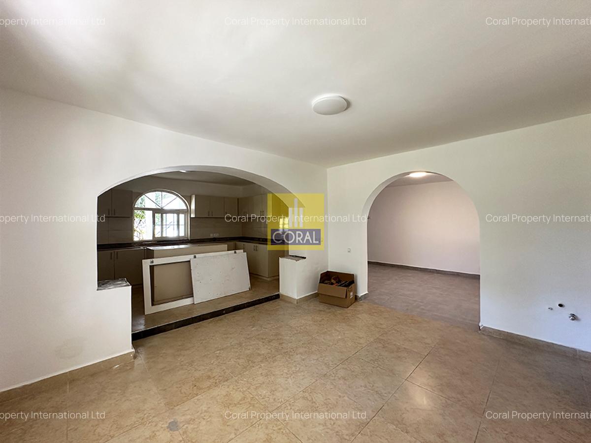 6,000 ft² Commercial Property in Karen - 3