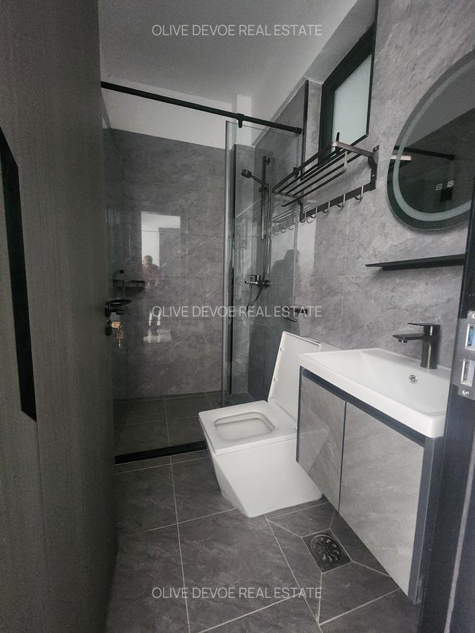 2 Bed Apartment with En Suite in Lavington - 4