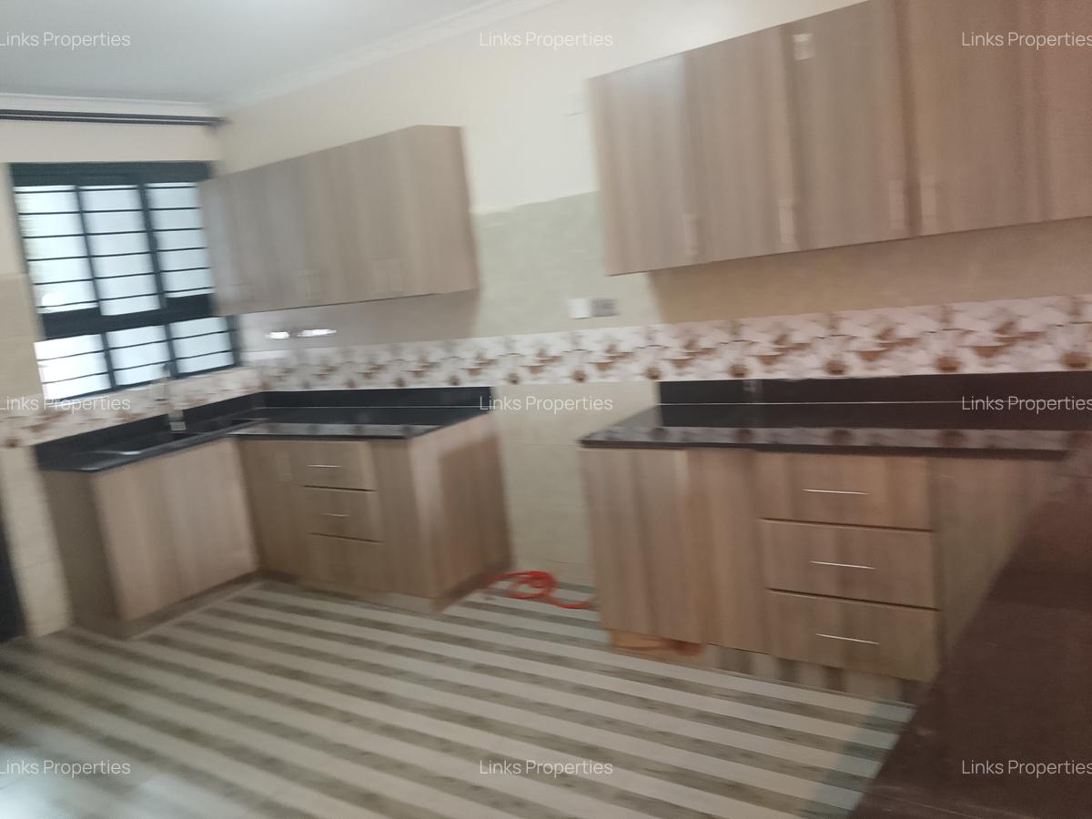 6 Bed Townhouse with En Suite at Karen - 6