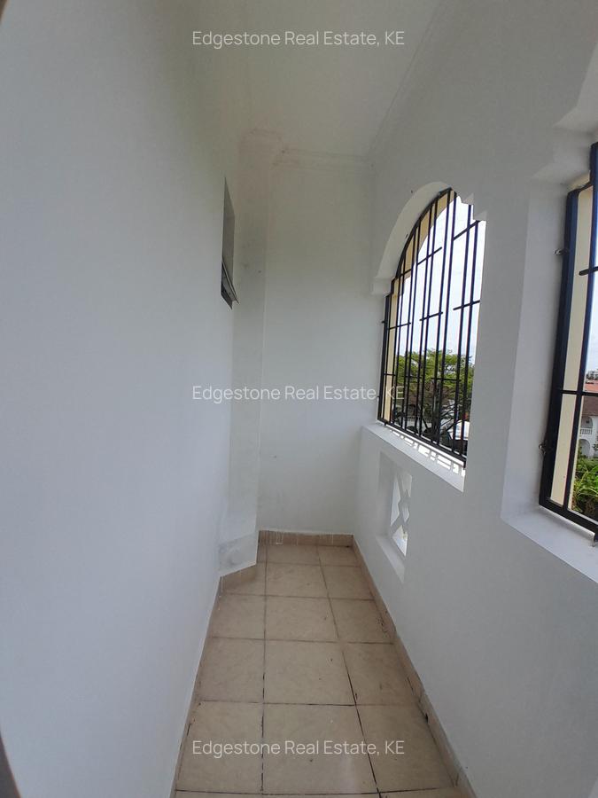 3 Bed Apartment with En Suite in Nyali Area - 16