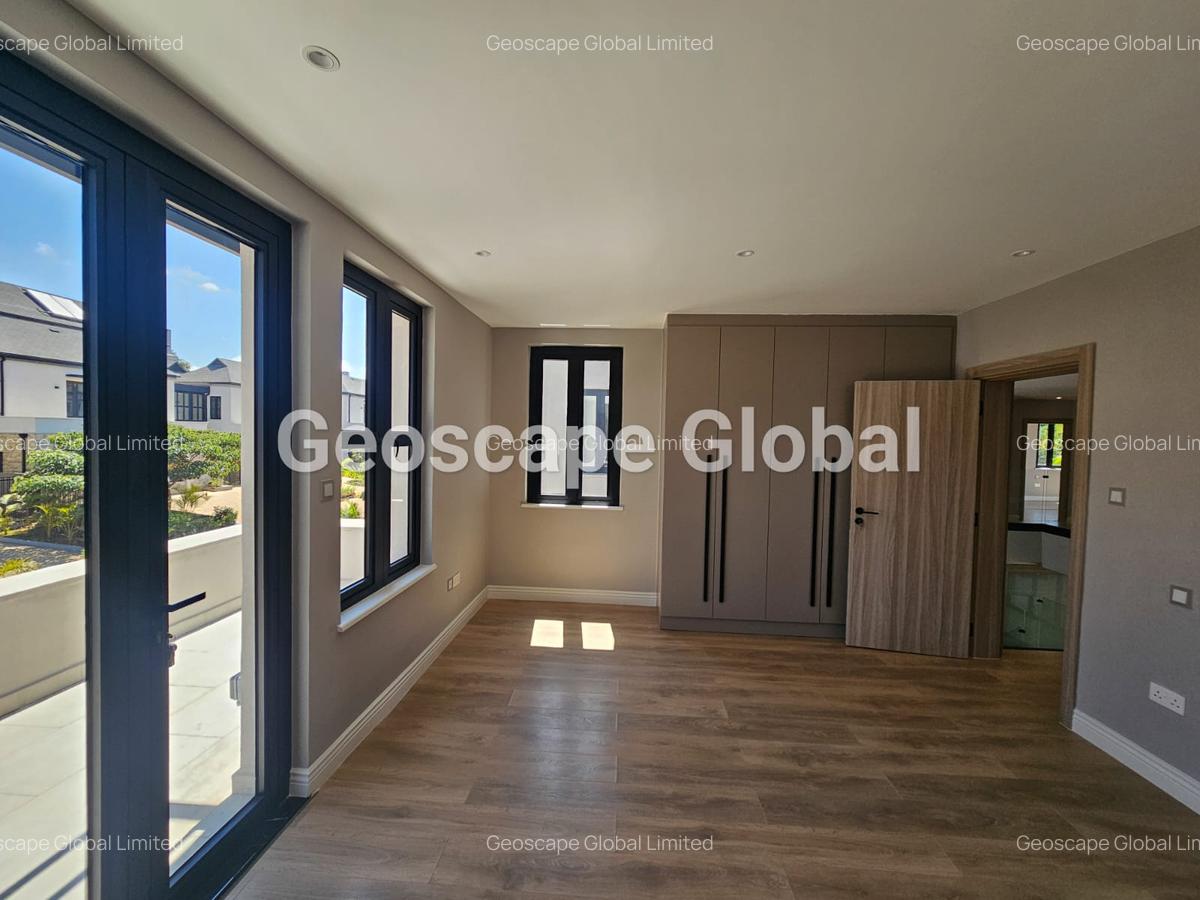 4 Bed Townhouse with En Suite in Runda - 16