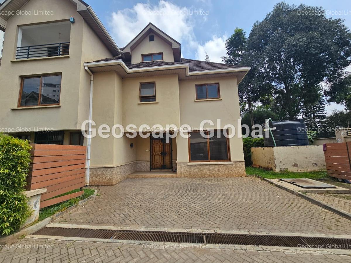 5 Bed Townhouse with En Suite in Lavington - 2