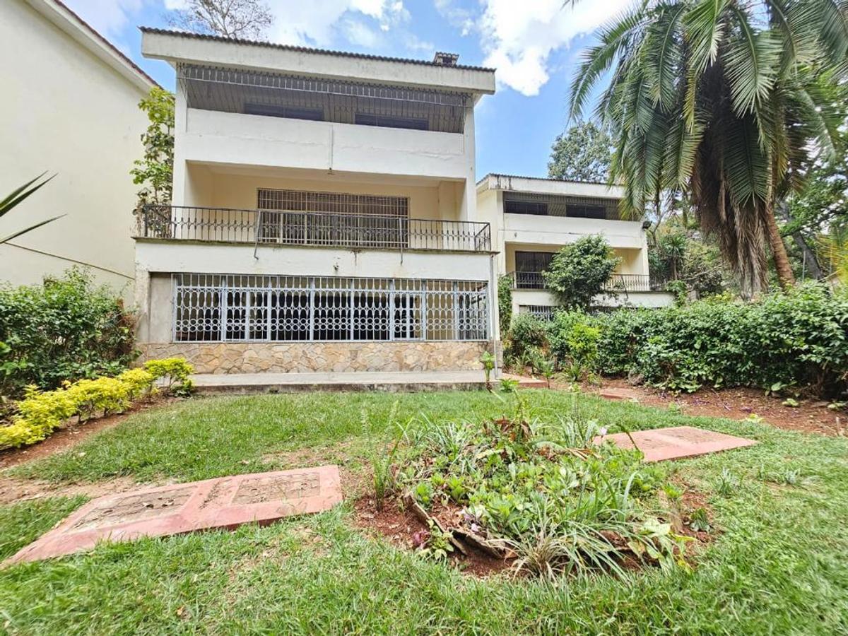 4 Bed House with En Suite at Peponi Road - 2