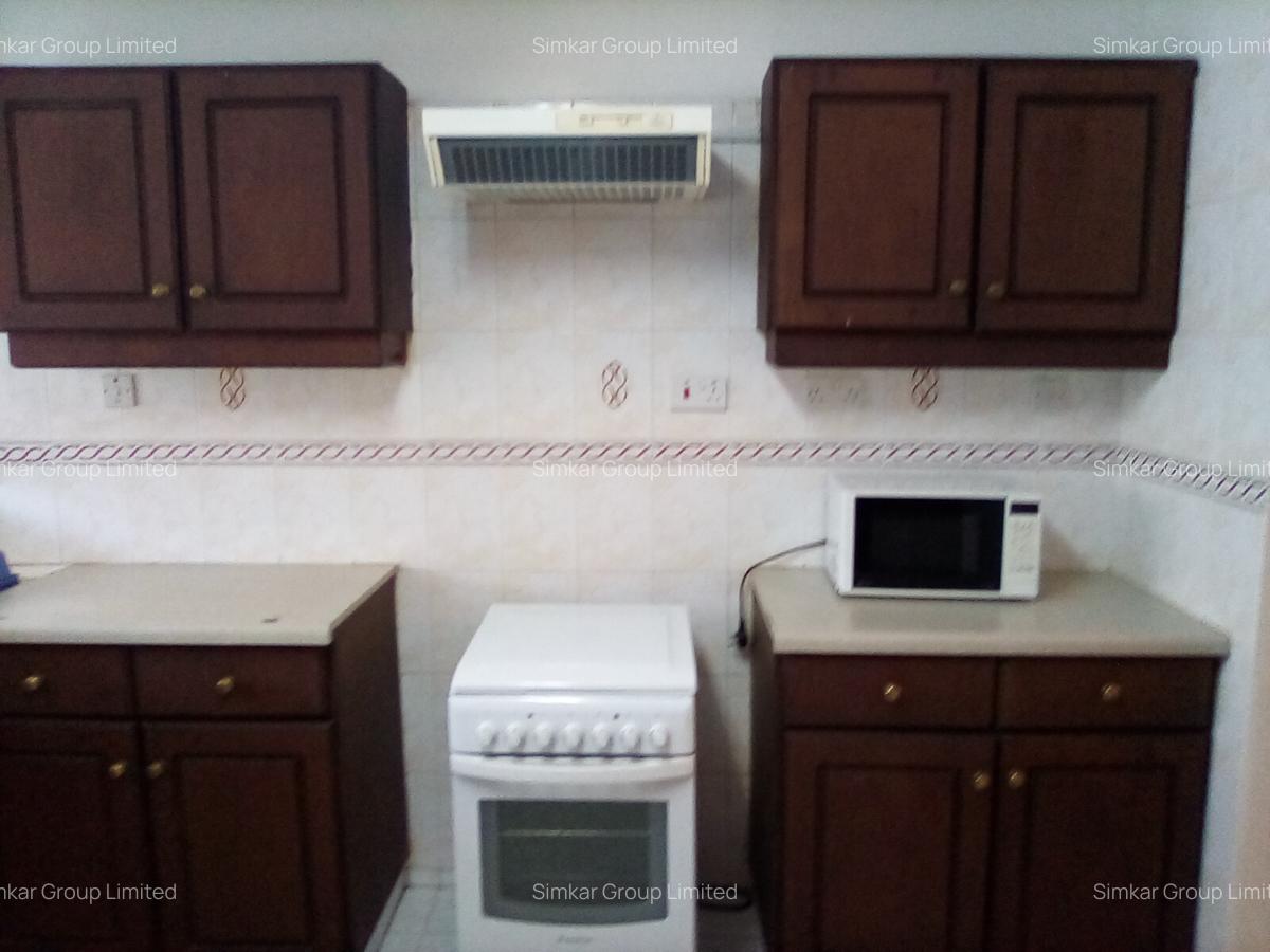 Serviced 2 Bed Apartment with En Suite at Valley Arcade - 7