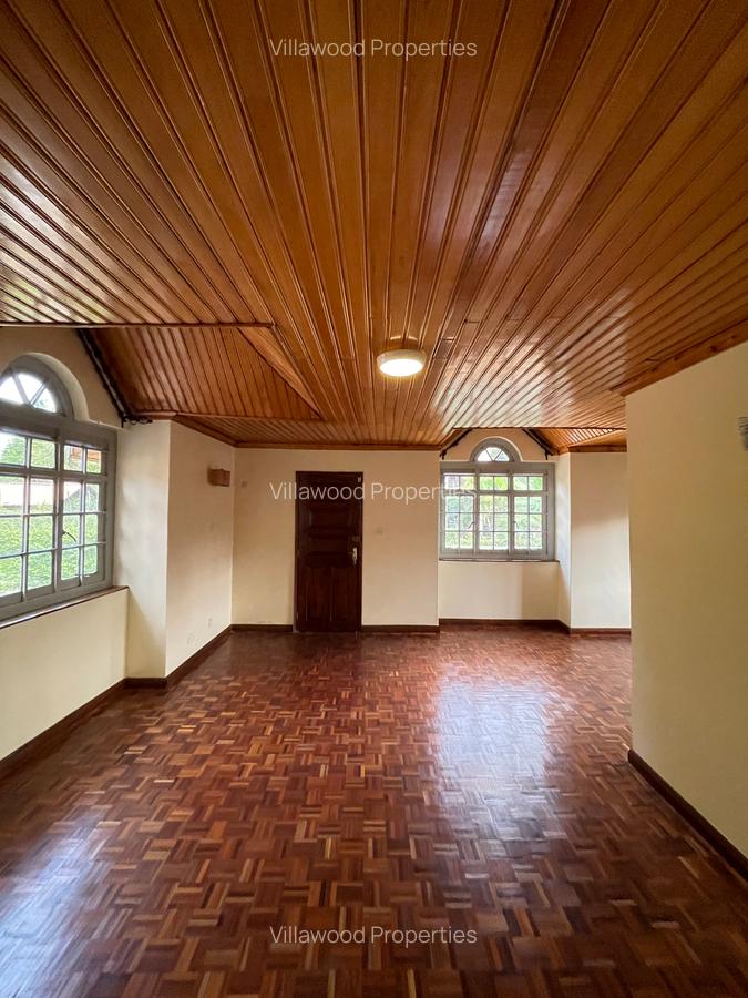 7 Bed Villa with En Suite in Runda - 15