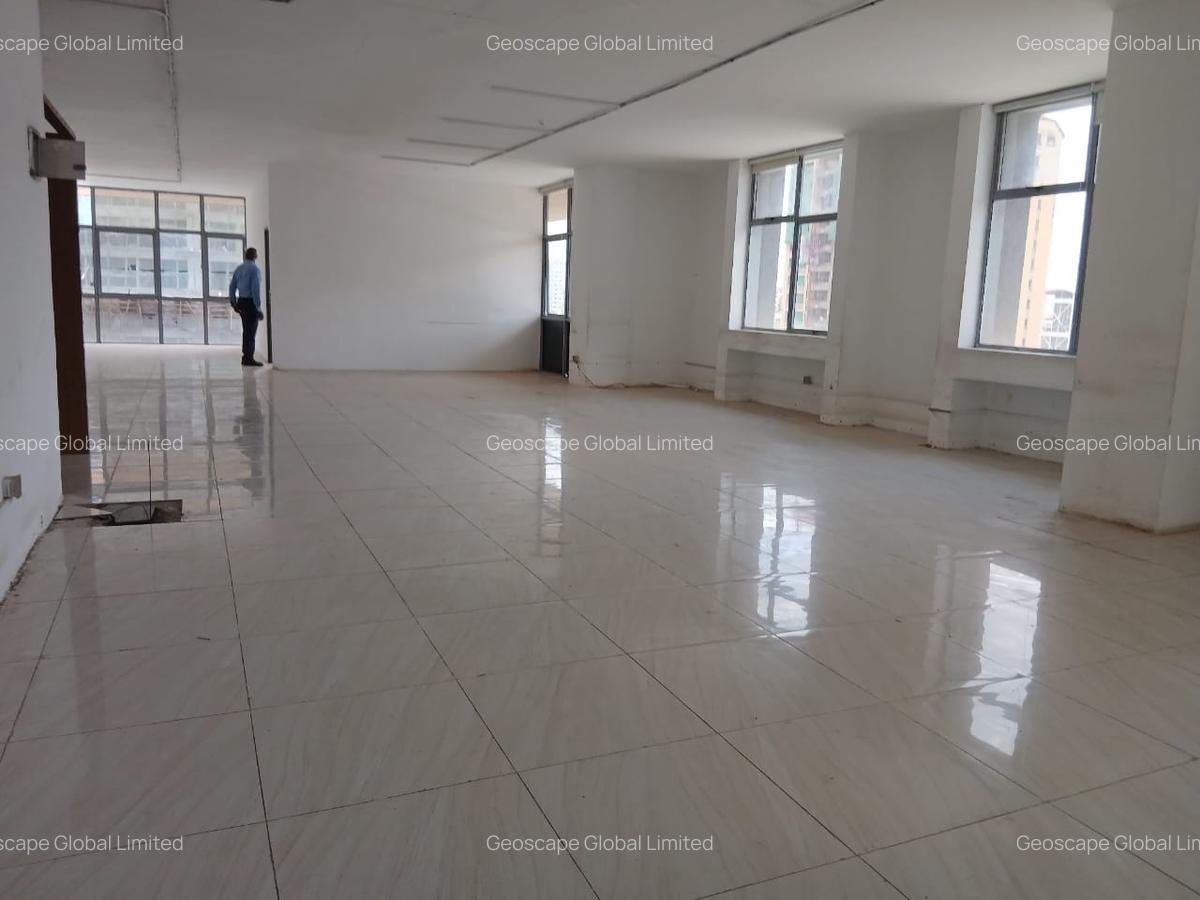 1,700 ft² Office with Parking in Kilimani - 10