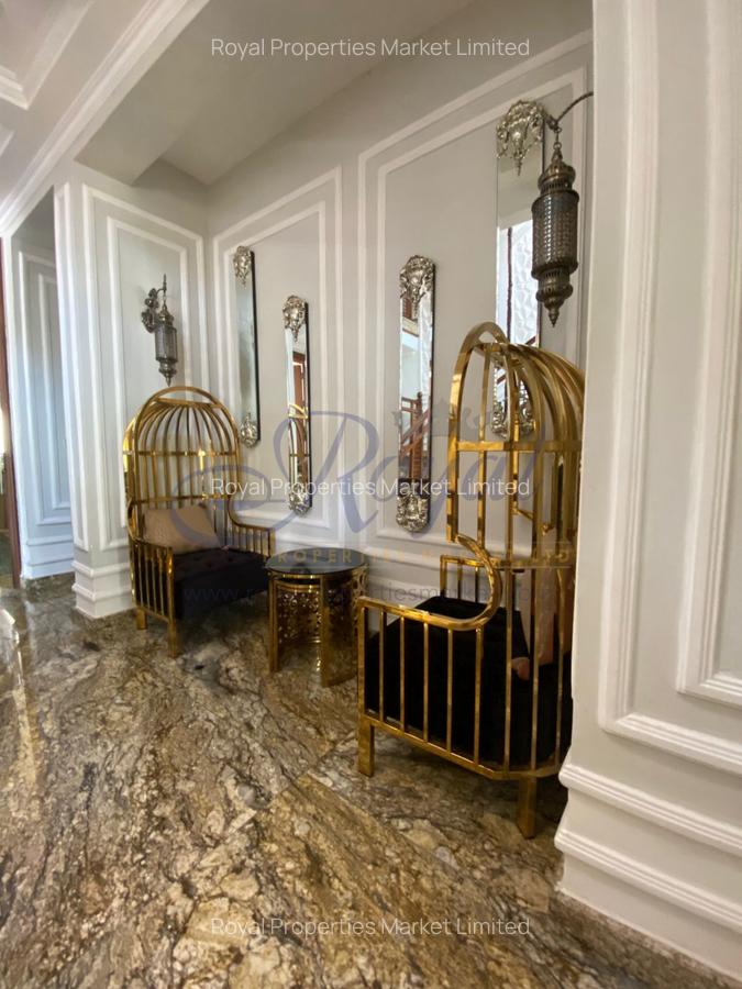 6 Bed House with En Suite in Lavington - 8