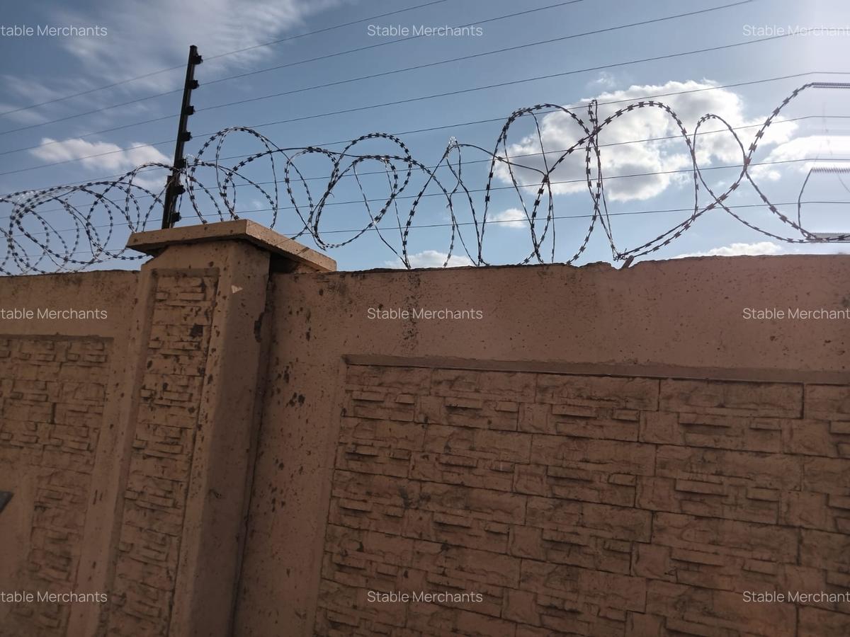 7,616 ft² Warehouse with Service Charge Included in Eastern ByPass - 8