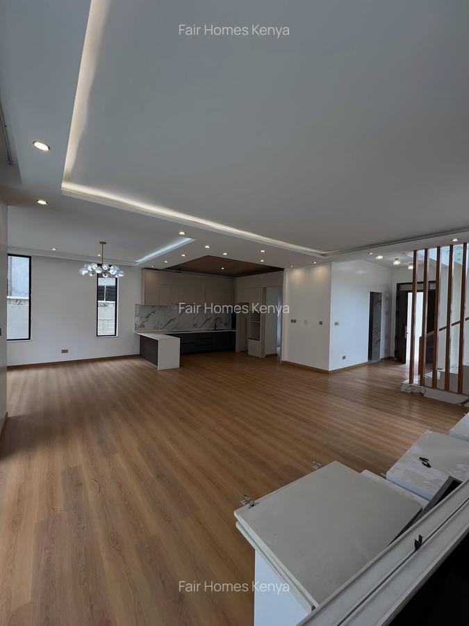 5 Bed Townhouse with En Suite at Lavington Green - 4