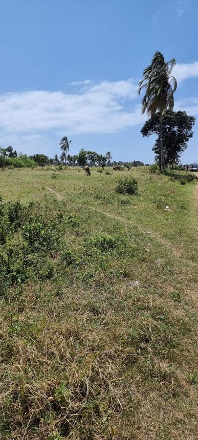 3 ac Land in Mtwapa - 4