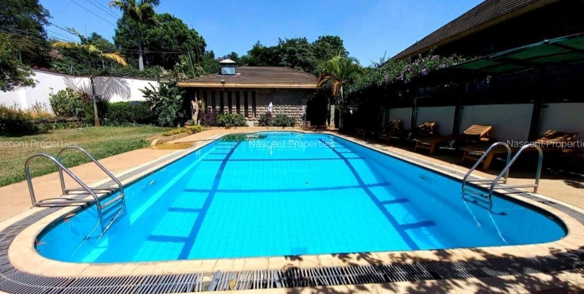 4 Bed Townhouse with En Suite in Spring Valley - 2