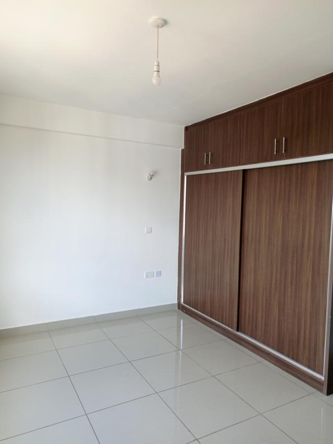 4 Bed Apartment with En Suite in General Mathenge - 10