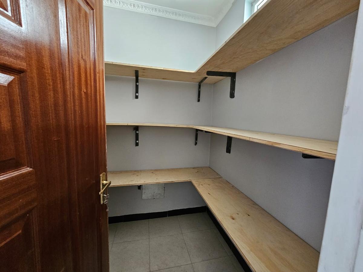 3 Bed Apartment with En Suite in Kileleshwa - 6