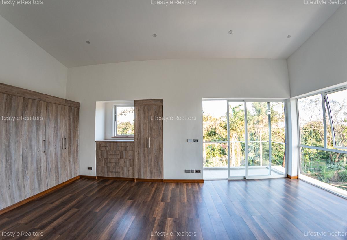 4 Bed Townhouse with En Suite at Kabasiran Avenue - 12