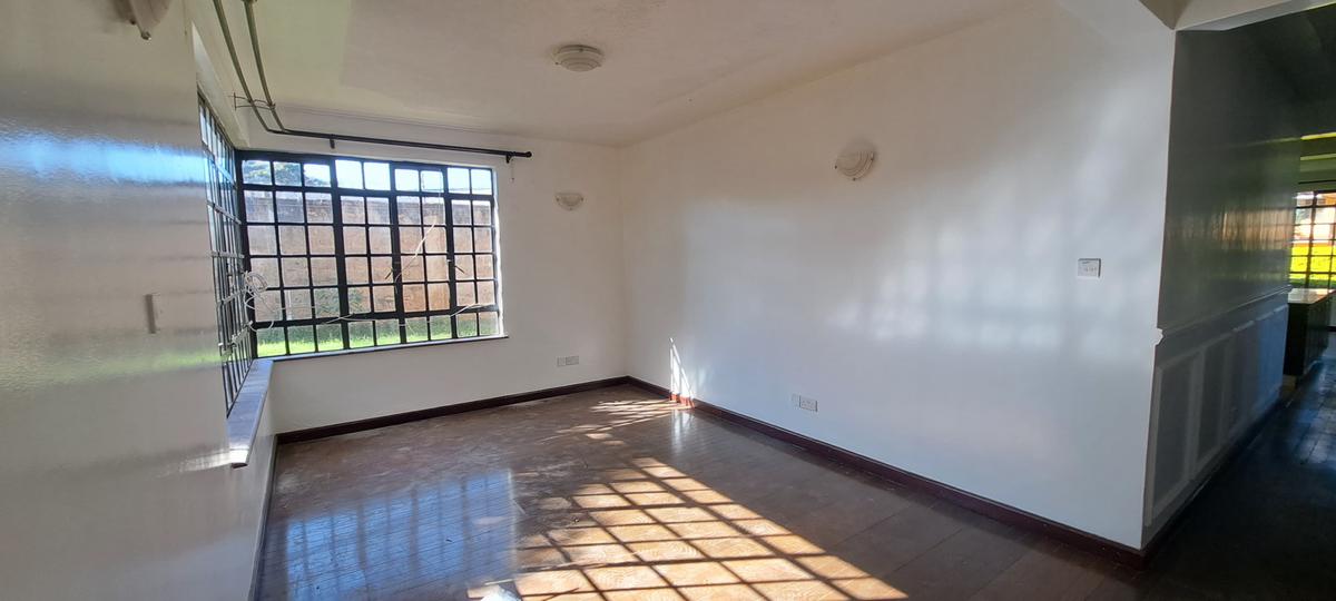 5 Bed Townhouse with En Suite in Kiambu Road - 4