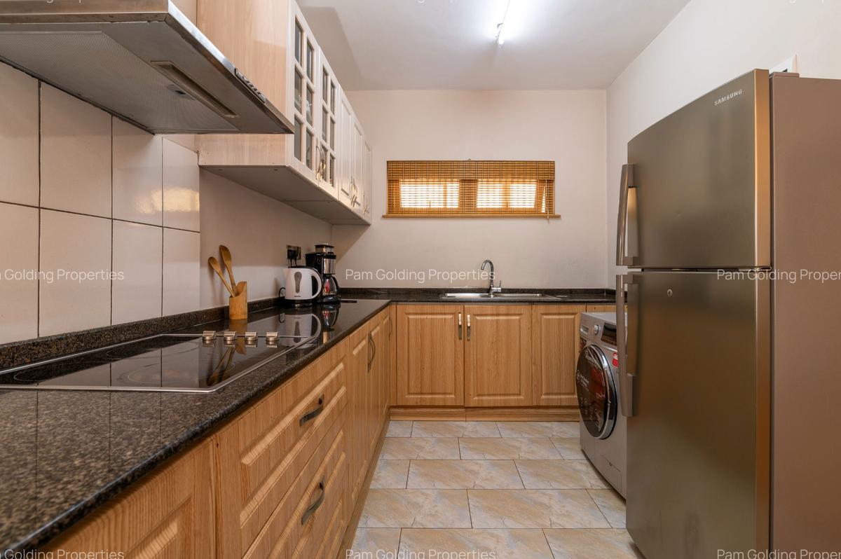 Furnished 1 Bed Apartment with En Suite in Westlands Area - 5