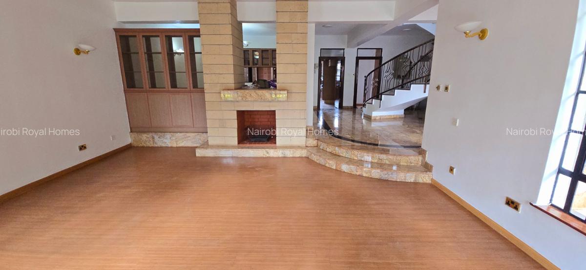 5 Bed Townhouse with En Suite at Lavington Green - 10