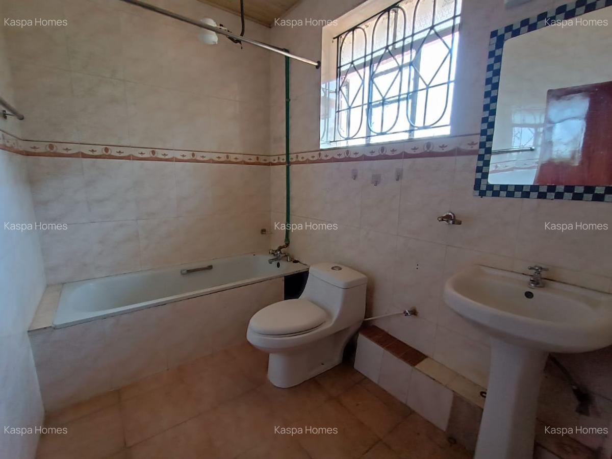 4 Bed House with En Suite in Karen - 4