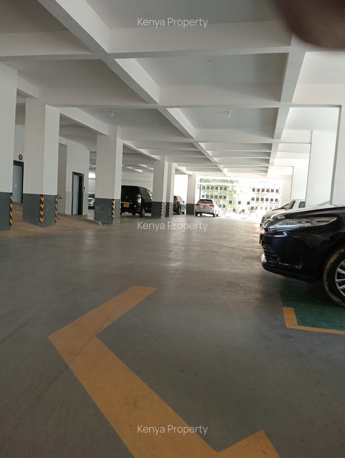 2 Bed Apartment with Gym at Westlands Road - 9