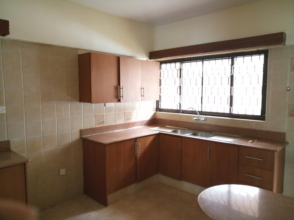 3 Bed Apartment with En Suite at Off - Rhapta Road - 11