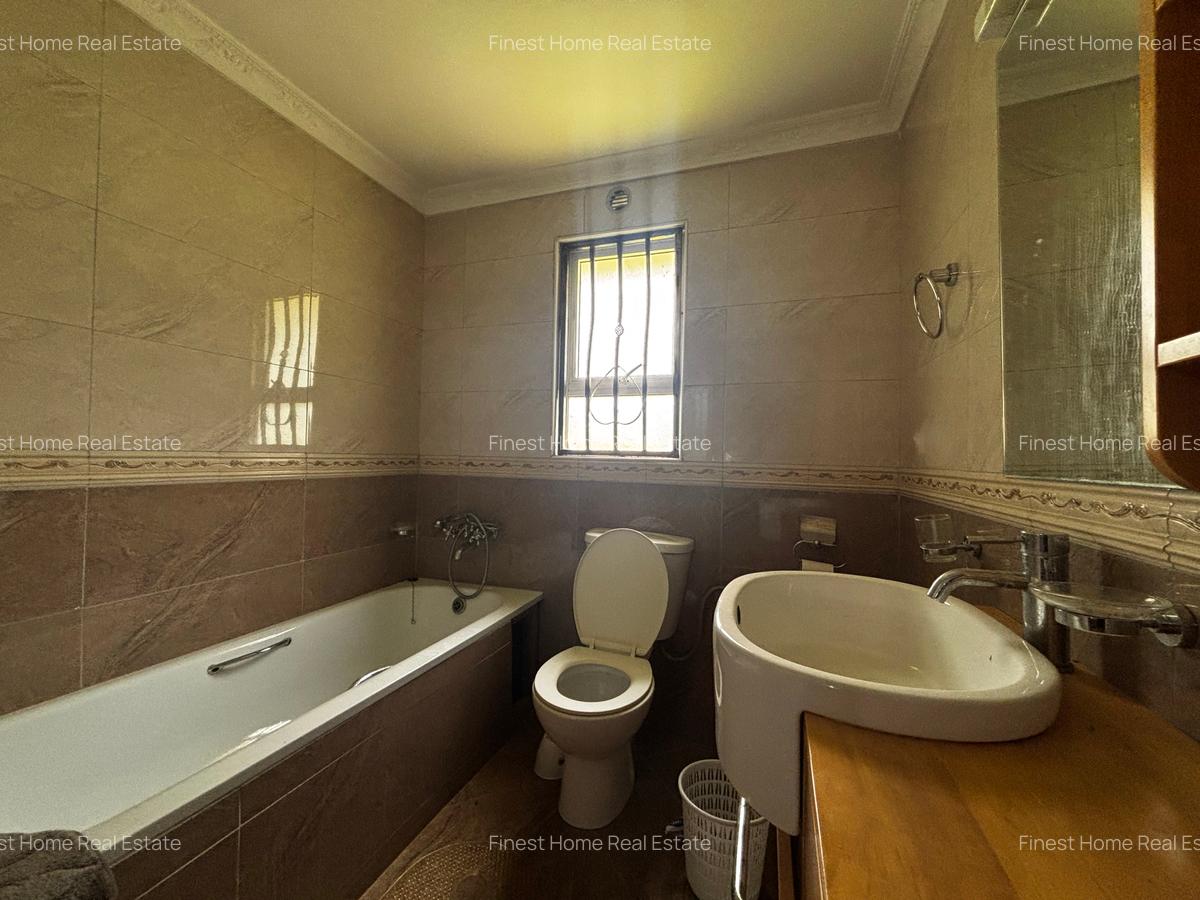 4 Bed House with En Suite at Mombasa Road - 11