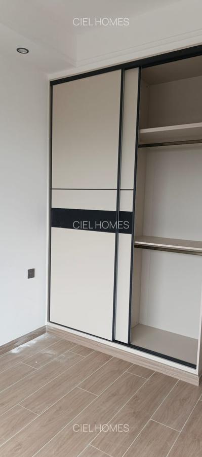 1 Bed Apartment with Swimming Pool in Kilimani - 10