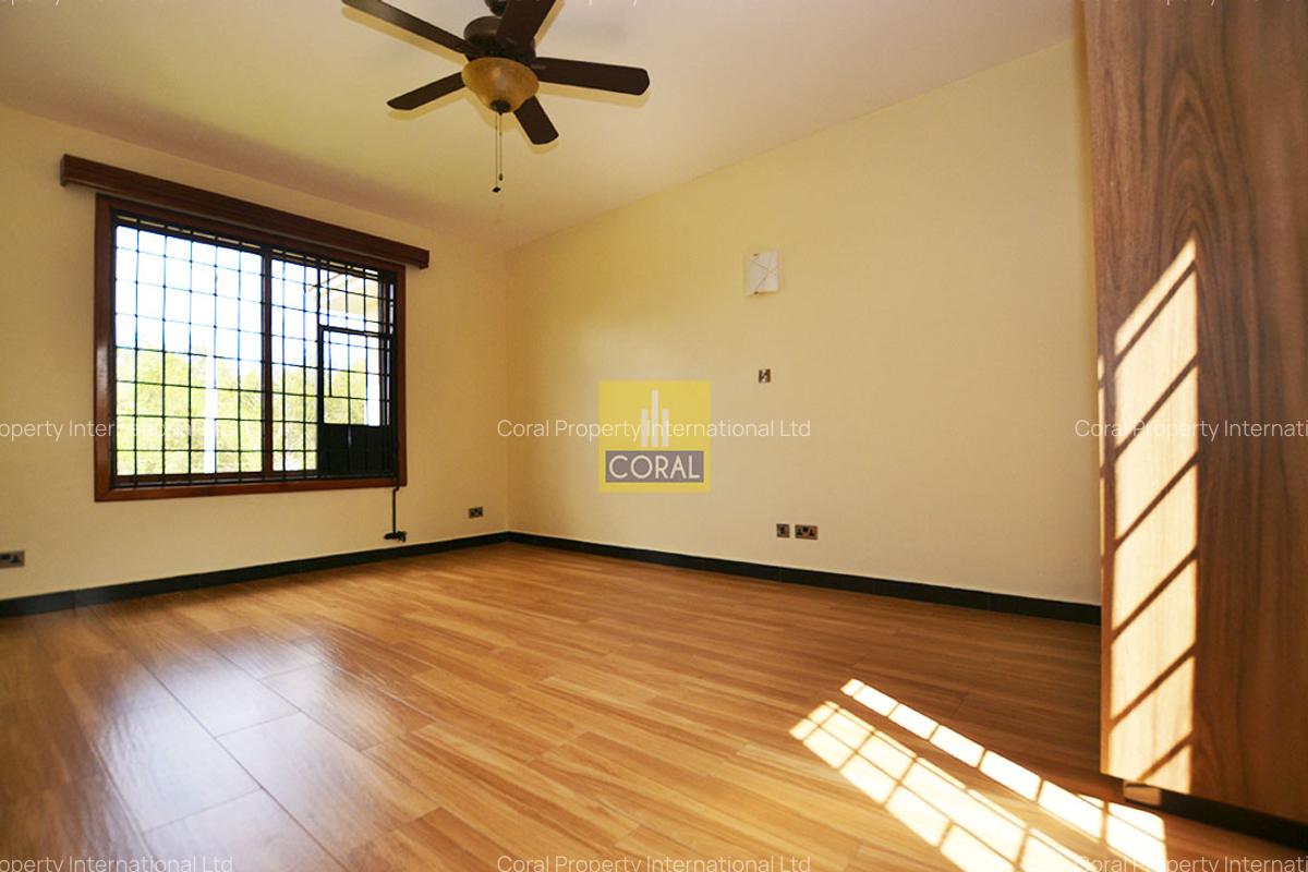 5 Bed Apartment with Parking in Runda - 15