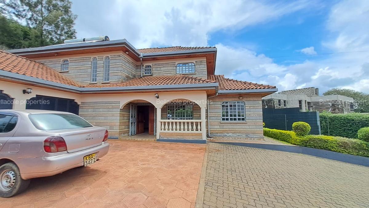 5 Bed Townhouse with En Suite in Nyari - 13