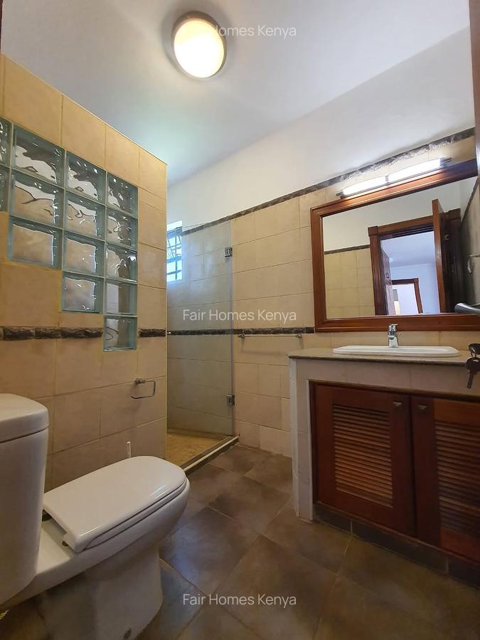 4 Bed Townhouse with En Suite at Peponi Road - 14