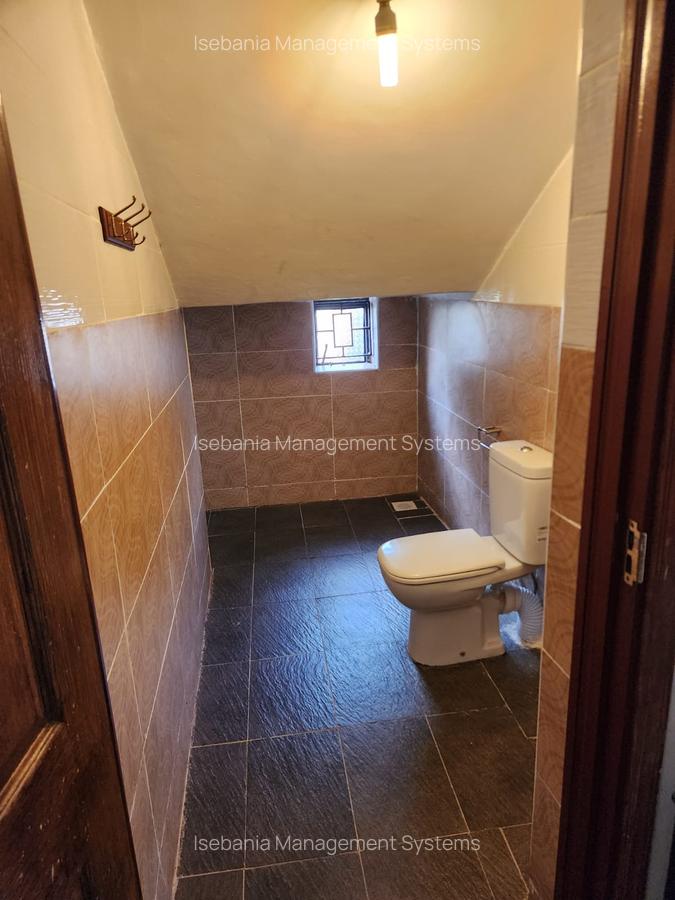 4 Bed Villa with En Suite at Mimosa Road - 13