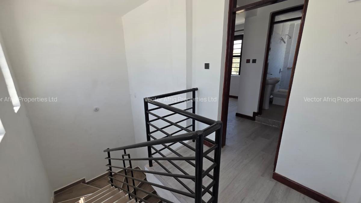 4 Bed Townhouse with En Suite in Ngong - 20